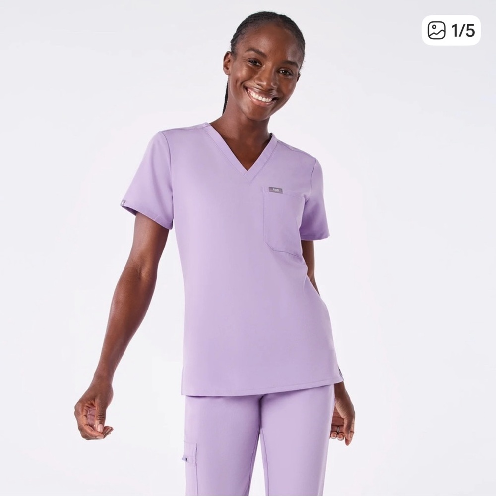 FIGS Lavender Dew Yola Scrub Set